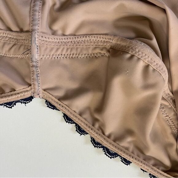 The Dairy Fairy Ayla Luxury Lace Nursing + Handsfree Pumping Bra 5 XL - Picture 7 of 12